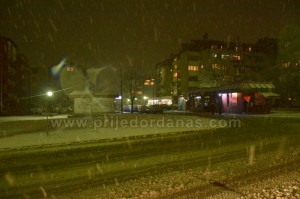 prijedor-snijeg-11januar-vece (14)